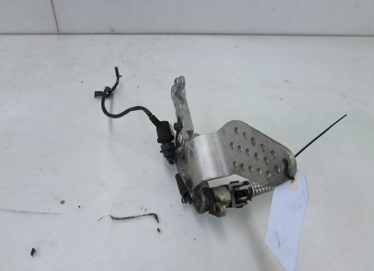 Main step holder right Yamaha YZF R1