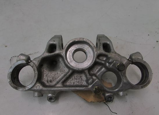 Kroonplaat Honda VF 700  750 C Magna