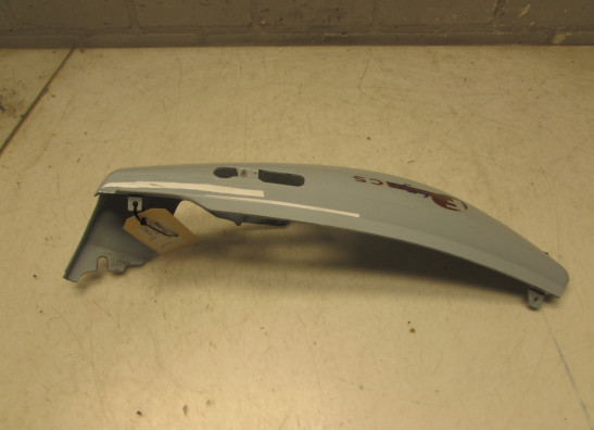 Linker achterkant BMW F 650 CS Scarver