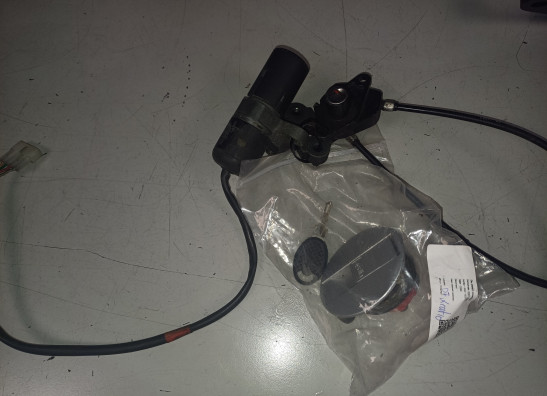 Slotenset Aprilia RSV 1000