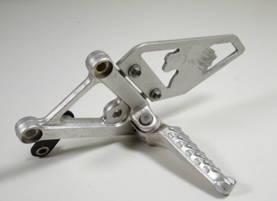 Fussrastetrager vorne links Aprilia RSV 1000