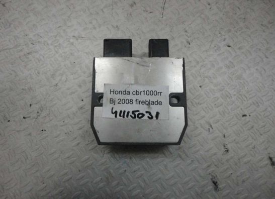 Regulator rectifier  Honda CBR Fireblade