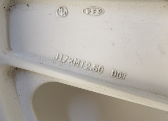 Rear wheel Honda VTR 250