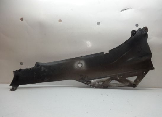 Cowl left rear Suzuki GSX F 750