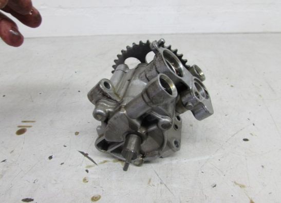 Oil pump Honda CBR 1000 F