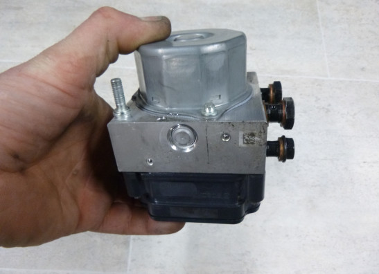 ABS pomp Ducati Multistrada 950