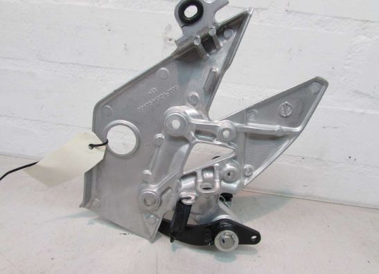 Main step holder right Honda CBR 500 R