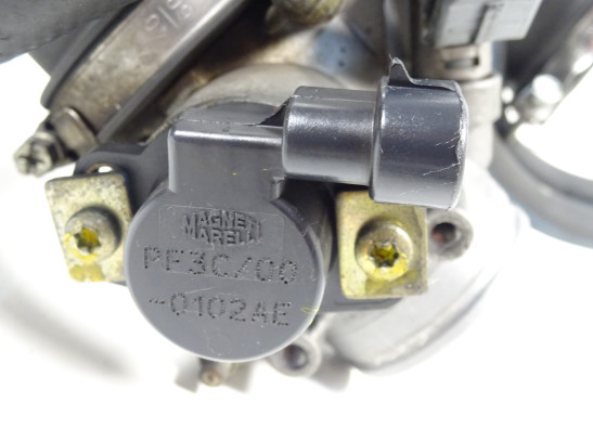 Gasklephuis Ducati monster 600