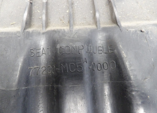 Zadel Honda CX 650 E