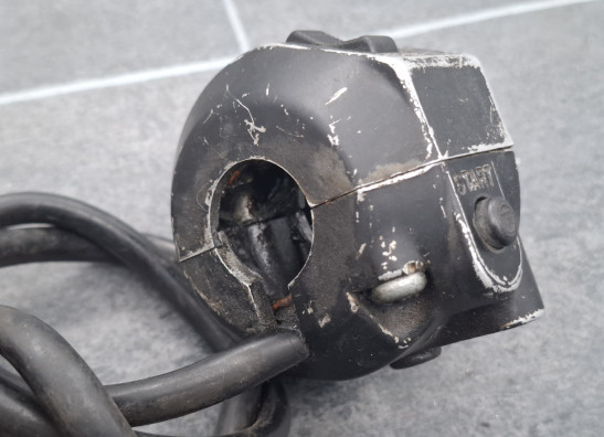 Handlebar switch assy right Suzuki GT 750