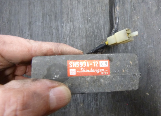 Spanningsregelaar Honda VF 700  750 Supermagna