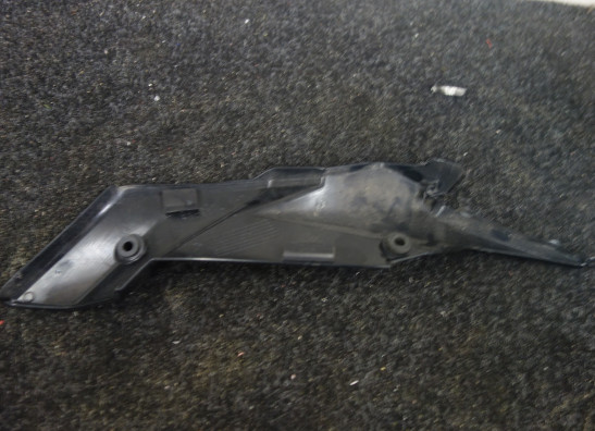 Seitenverkleidung links klein Suzuki GSR 750