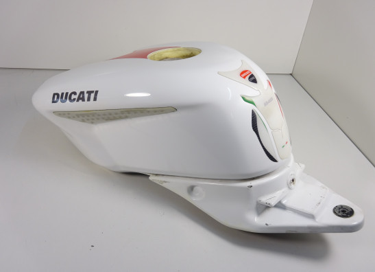 Tank Ducati 848