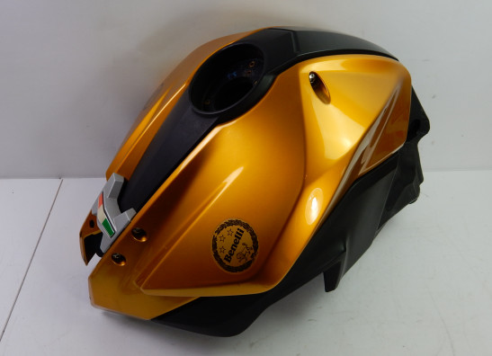 Tank Benelli Overig Benelli 1960-2021