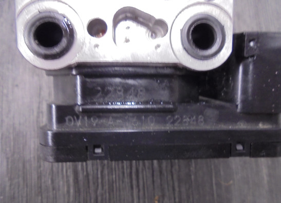 ABS pump Triumph Trident 660