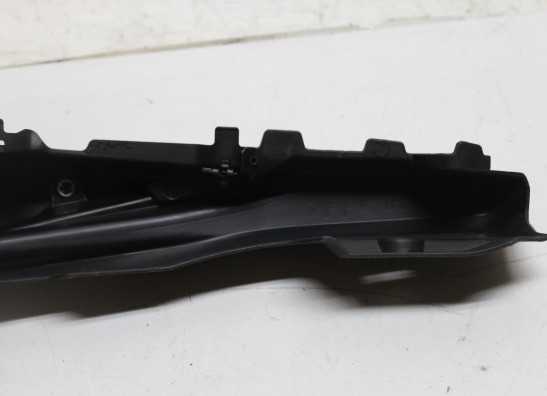 Rechter achterkant Yamaha MT 09