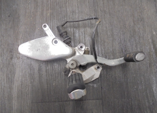 Fussrastenanlage Yamaha FZR 600