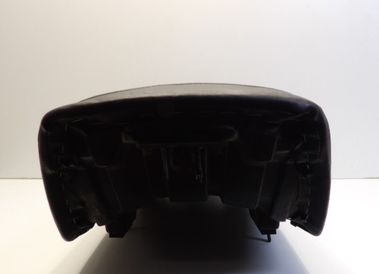 Zadel Suzuki GSX 1100 E