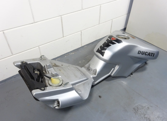 Tank Ducati Multistrada 1000