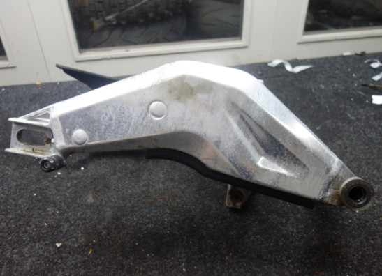 Achterbrug Aprilia RSV 1000