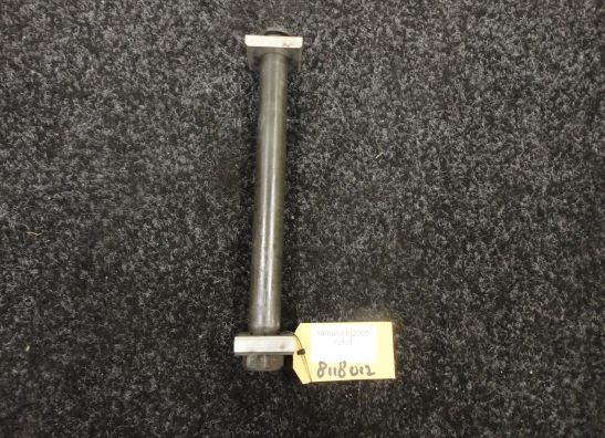 Rear axle Yamaha YZF R1