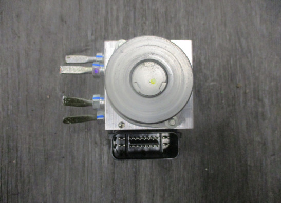 ABS pomp Kawasaki 650 Vulcan S