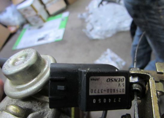 Gasklephuis Aprilia RSV 1000