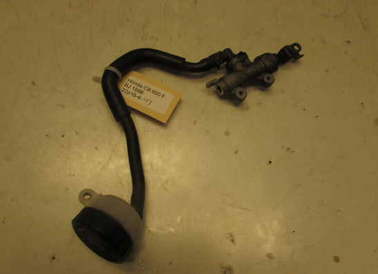 Rempomp achter Honda CB 600 F
