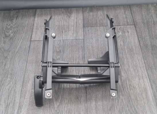 Soporte de carenado Harley Davidson Pan America