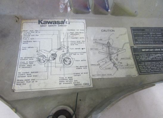 Linker zijkuip klein Kawasaki GPZ 1000