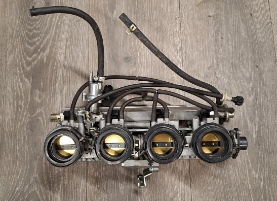 Gasklephuis Honda CBR 1100 XX