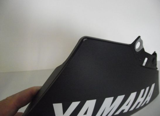 Cowl lower right Yamaha YZF R1