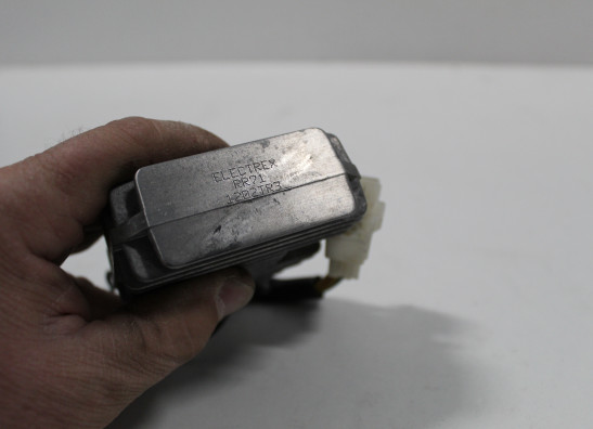 Spanningsregelaar Aprilia Pegaso