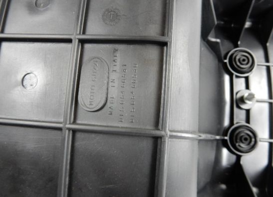 Zadel Moto Guzzi 1200 sport