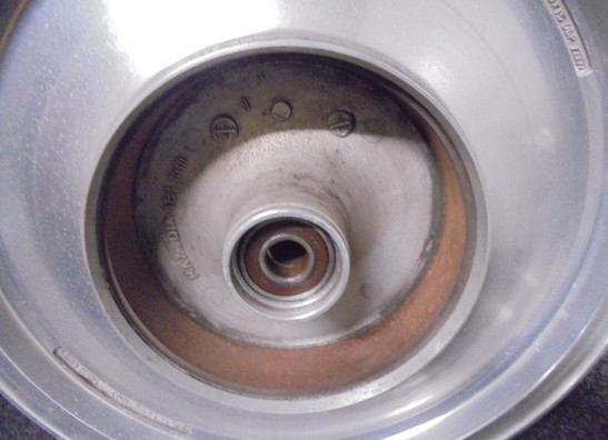 Rear wheel Honda VF 700  750 Supermagna