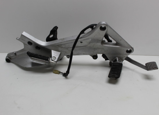 Fussrastetrager vorne rechts Honda ST 1300 Pan European