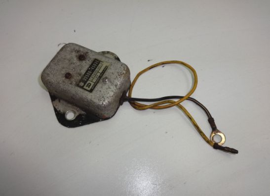 Regulator rectifier  Suzuki GS 750