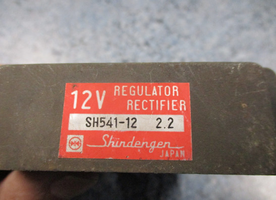 Spanningsregelaar Honda VF 700  750 F
