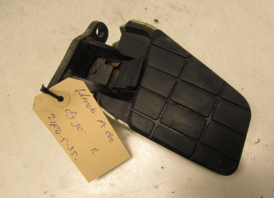Footrest right Honda PC 800