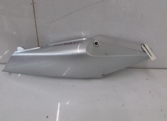 Rechter achterkant Honda CBF 600