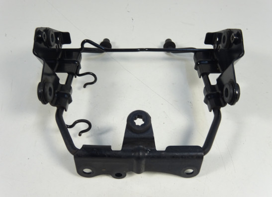 Stay upper cowl Suzuki GSR 600