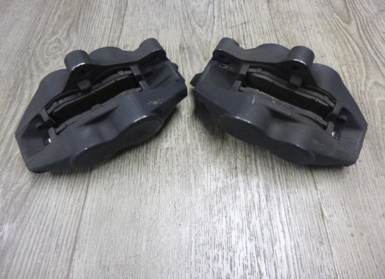 Bremssattel Bremszangen vorne BMW R 1200 R 2011