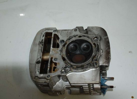 Zylinderkopf Honda VT 700 750