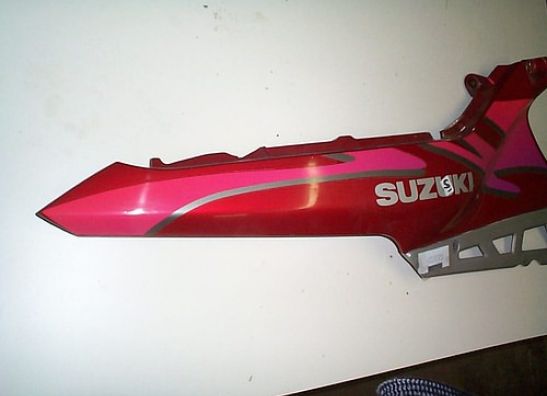 Rechter achterkant Suzuki GSX F 600