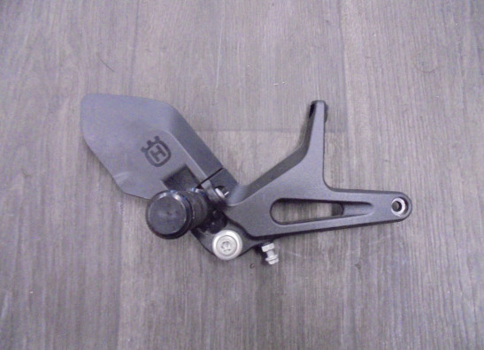 Fussrastetrager vorne rechts Husqvarna Vitpilen 701  2018-2019