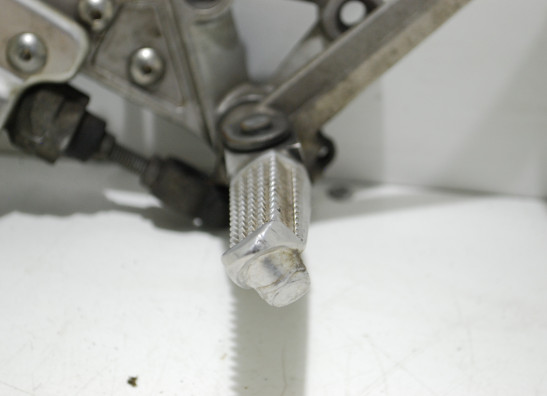 Main step holder right Suzuki GSX R 750