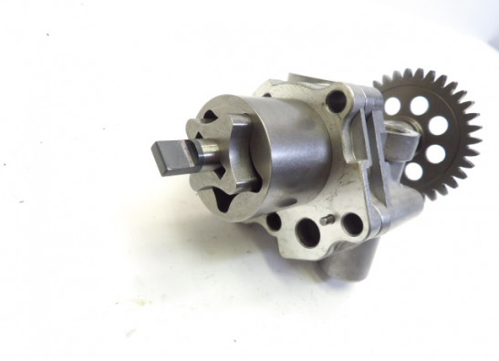 Oliepomp Suzuki M 1800 Intruder