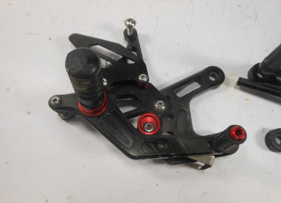 Footpegs left and or right Kawasaki ZX 10 R
