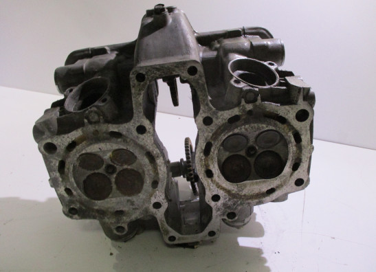 Cilinderkop Honda VF 750 C Magna