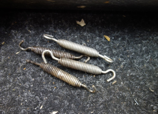 Uitlaat Aprilia RSV 1000